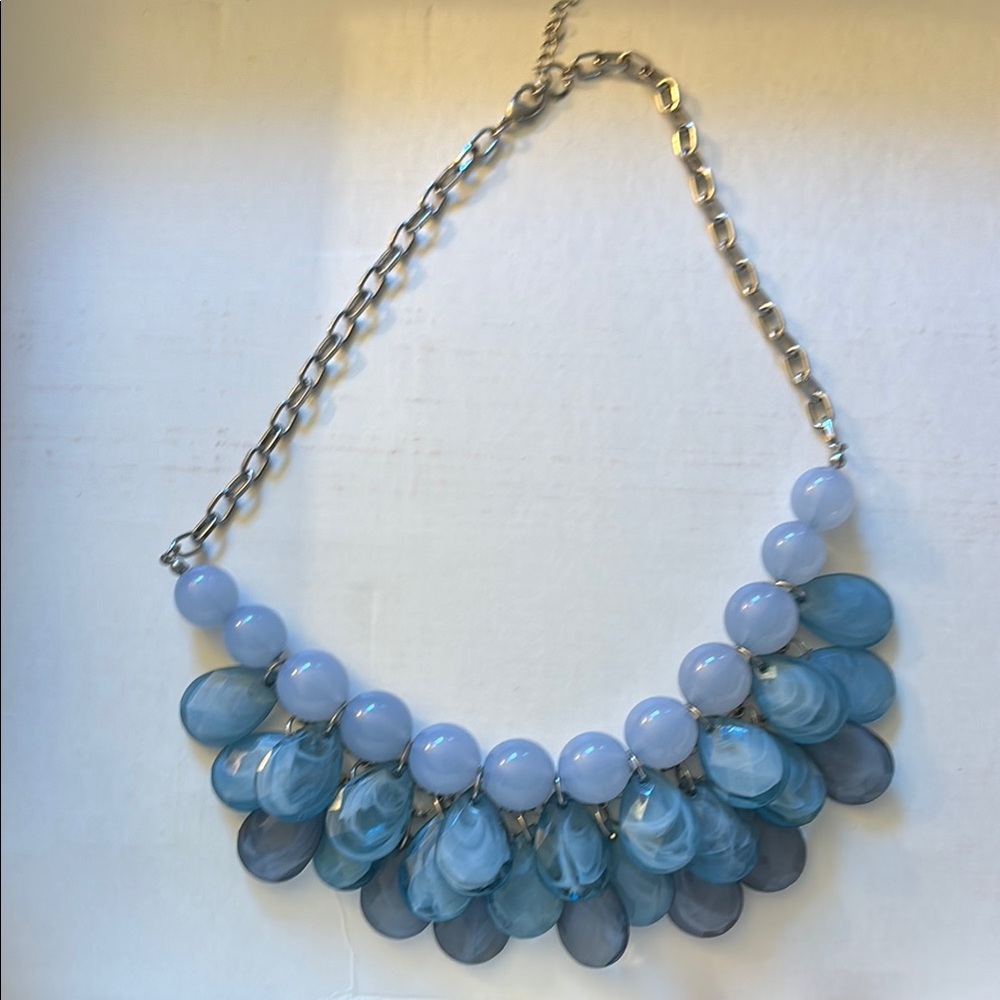 Elegant Blue Statement Necklace